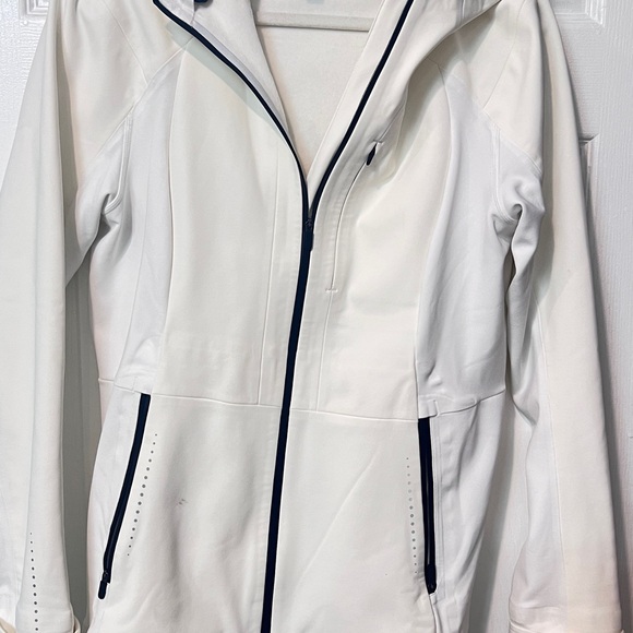 Mist Over Windbreaker - Picture 5 of 8